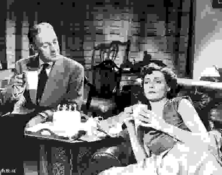 The Captain's Paradise (1953) starring Alec Guinness on DVD DVD The Captain's Paradise (1953) Screenshot 2
