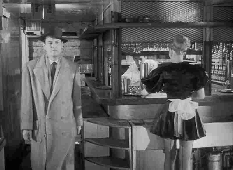 City That Never Sleeps (1953) Screenshot 5
