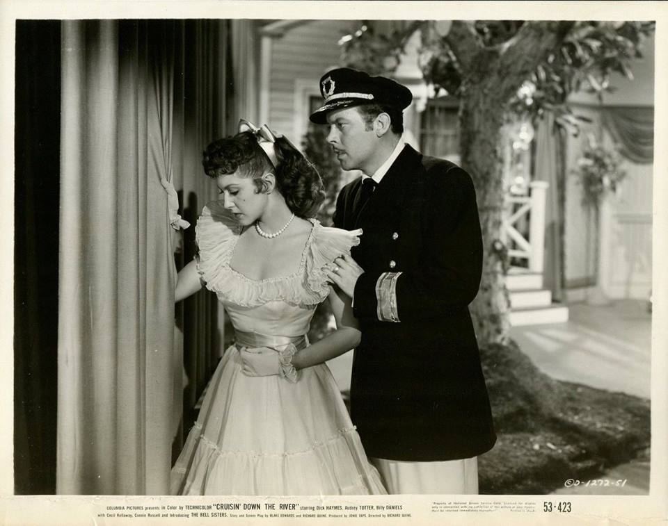Cruisin' Down the River (1953) Screenshot 2