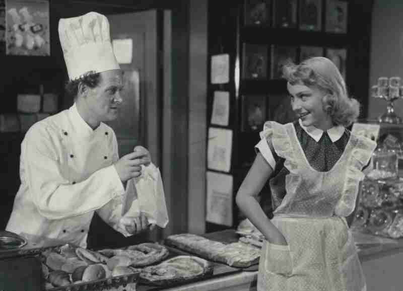 Father of Four (1953) Screenshot 5