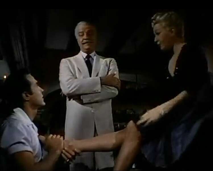 Latin Lovers (1953) Screenshot 5