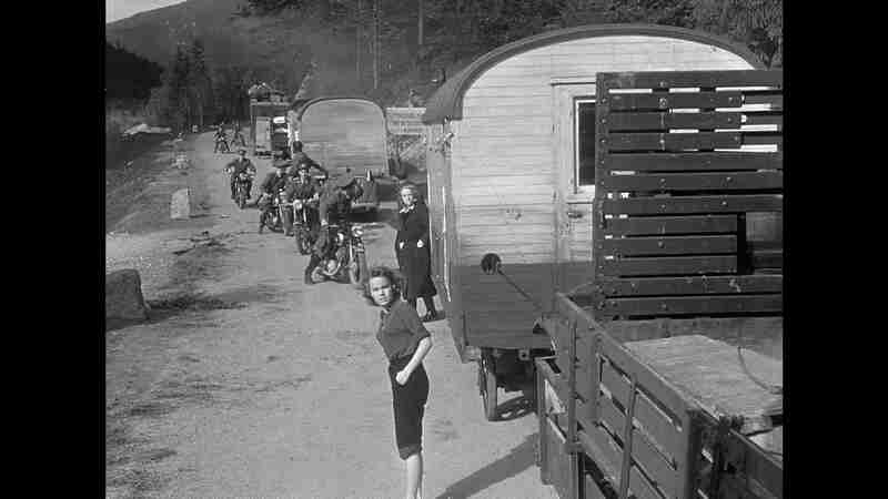 Man on a Tightrope (1953) Screenshot 3