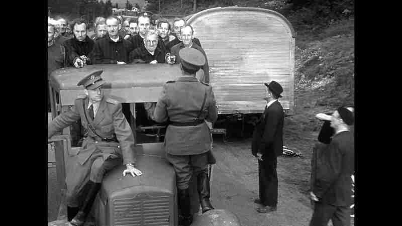 Man on a Tightrope (1953) Screenshot 4