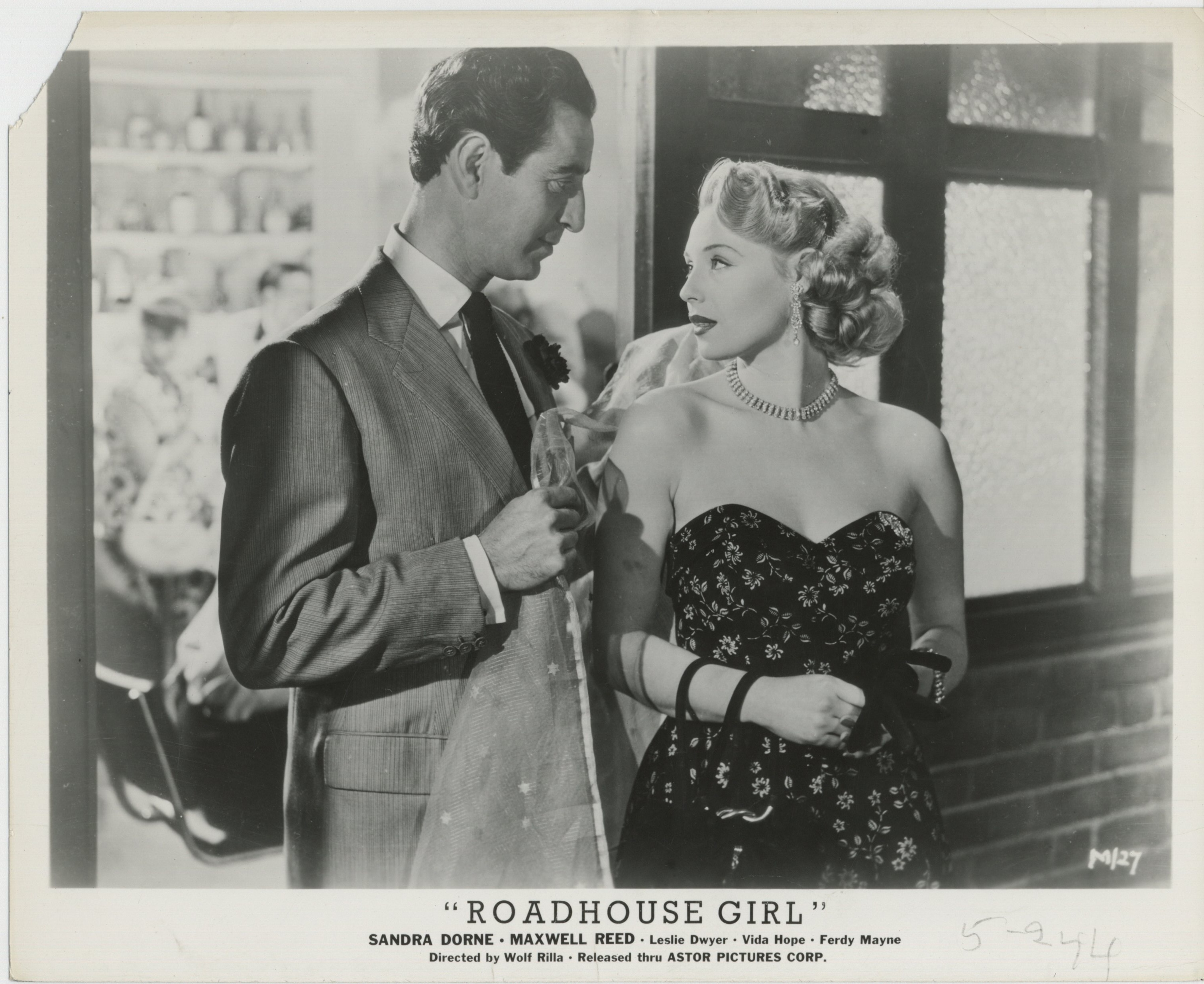 Roadhouse Girl (1953) Screenshot 5