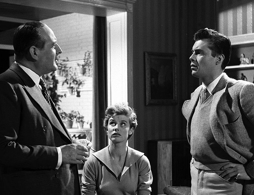 Cocktails in the Kitchen (1954) Screenshot 3
