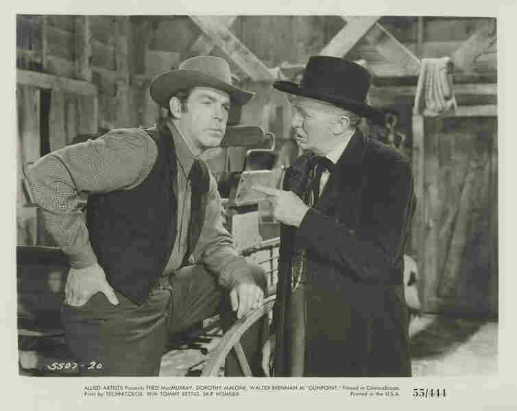 At Gunpoint (1955) Screenshot 1
