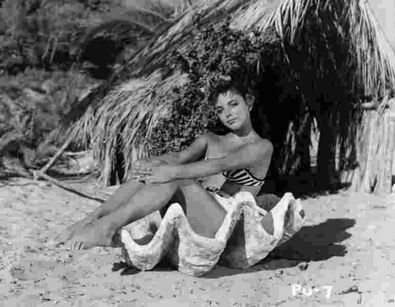 The Adventures of Sadie (1953) Screenshot 1