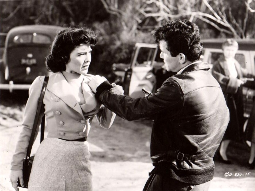 Teen-Age Crime Wave (1955) Screenshot 2