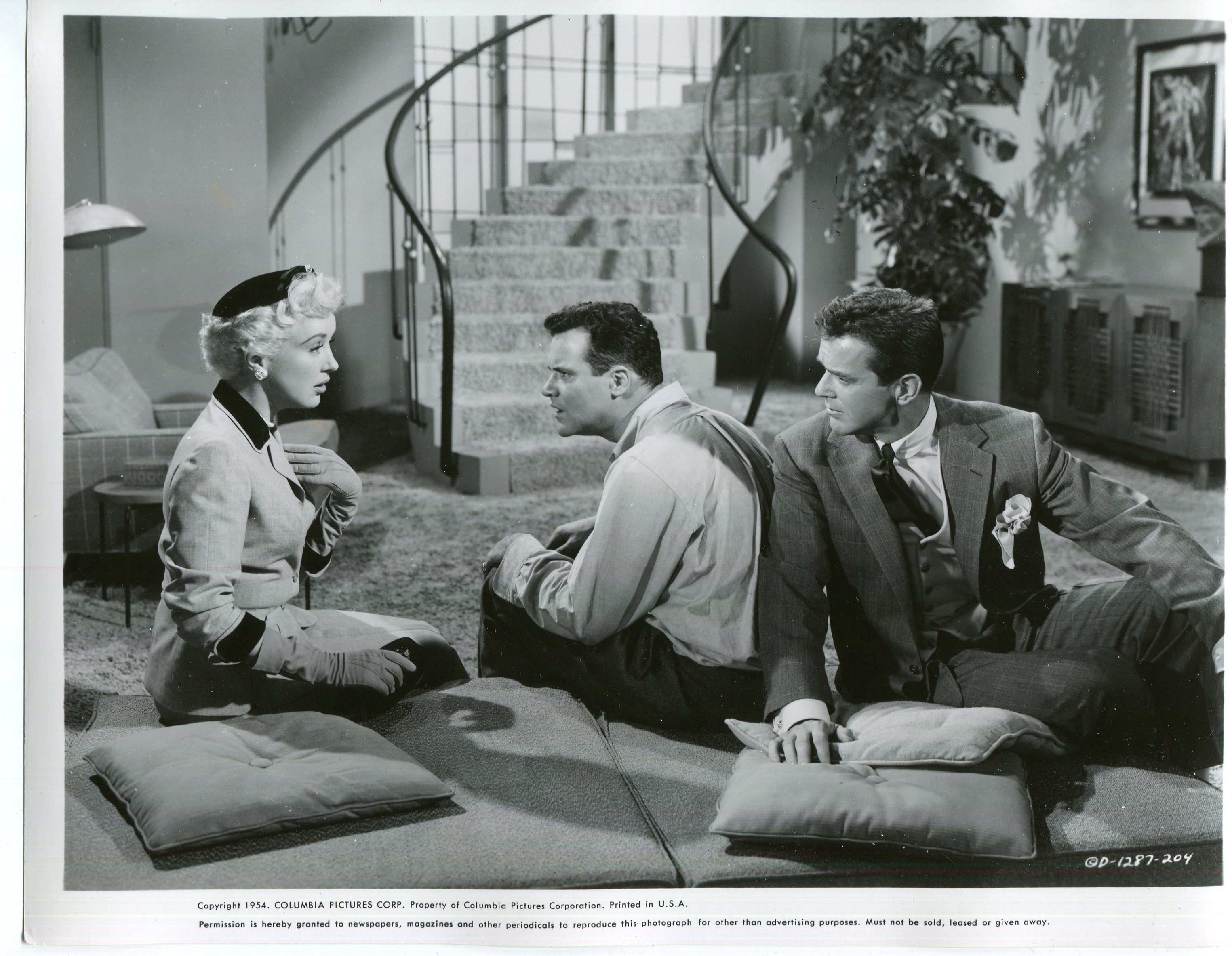 Three for the Show (1955) Screenshot 2 