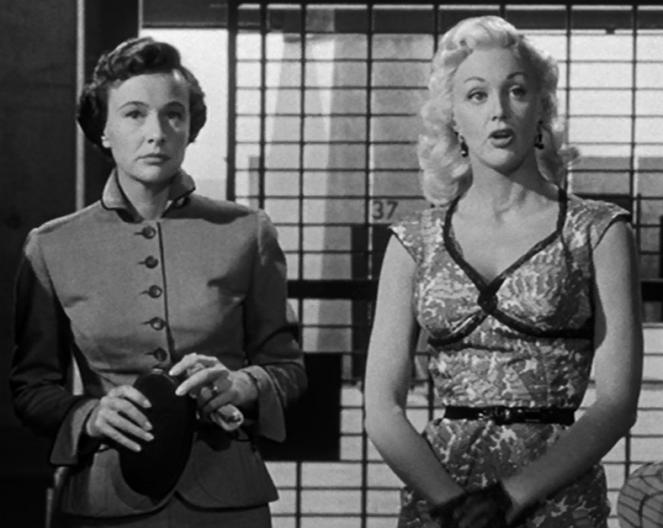 Women's Prison (1955) Screenshot 2 