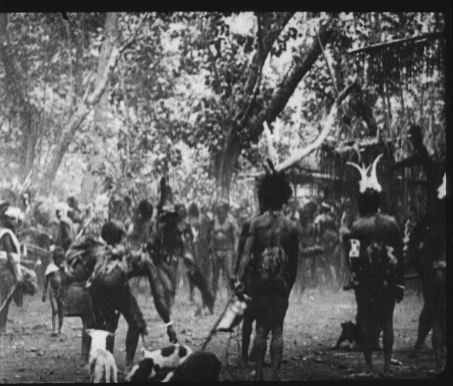 Cannibal Island (1956) Screenshot 2