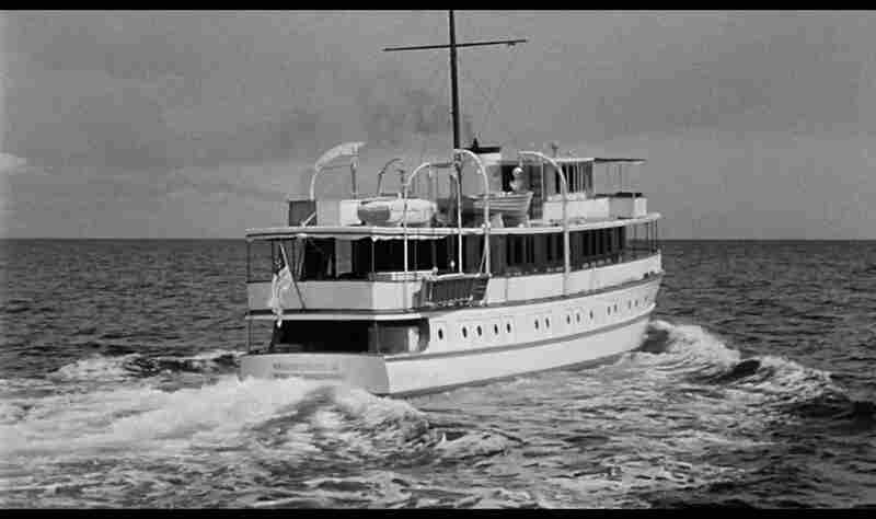 The Creature Walks Among Us (1956) Screenshot 4