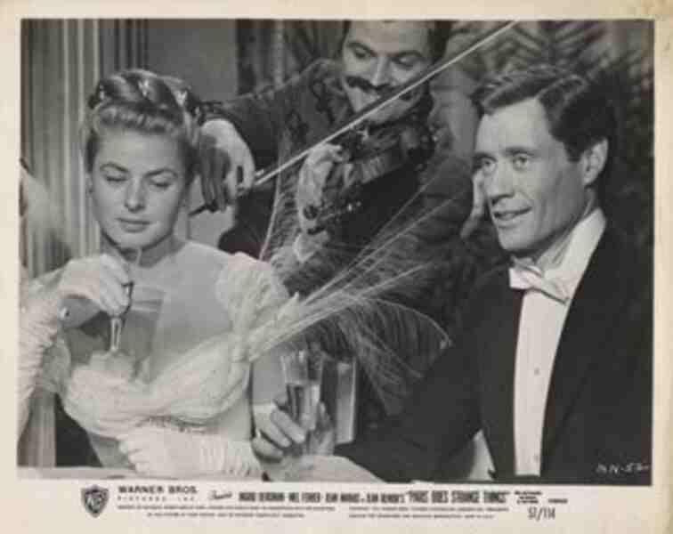 Elena and Her Men (1956) Screenshot 3