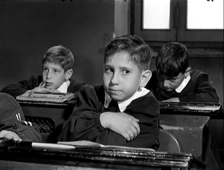 Il ferroviere (1956) Screenshot 5