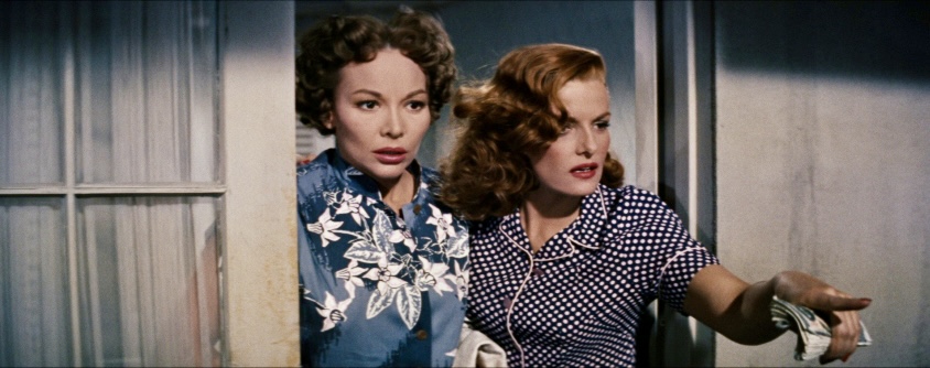 The Revolt of Mamie Stover (1956) Screenshot 2