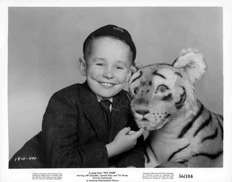 The Toy Tiger (1956) Screenshot 2