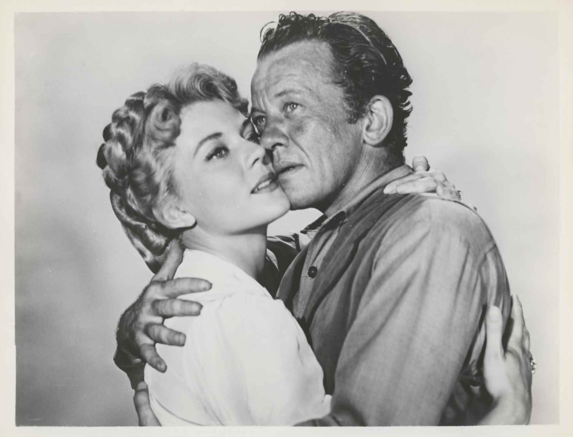 Two-Gun Lady (1955) Screenshot 2