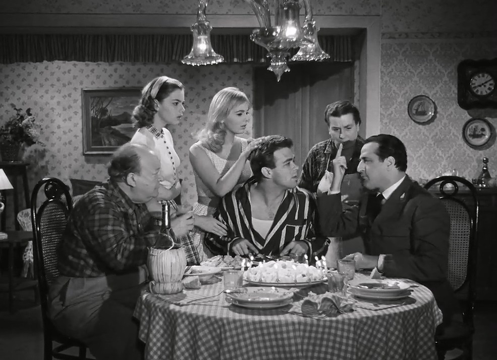 Belle ma povere (1957) Screenshot 3