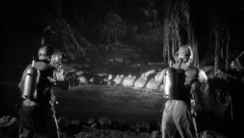 The Black Scorpion (1957) Screenshot 4
