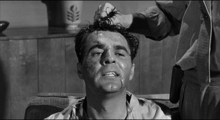 The Brothers Rico (1957) Screenshot 3