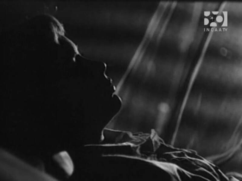 The House of the Angel (1957) Screenshot 5