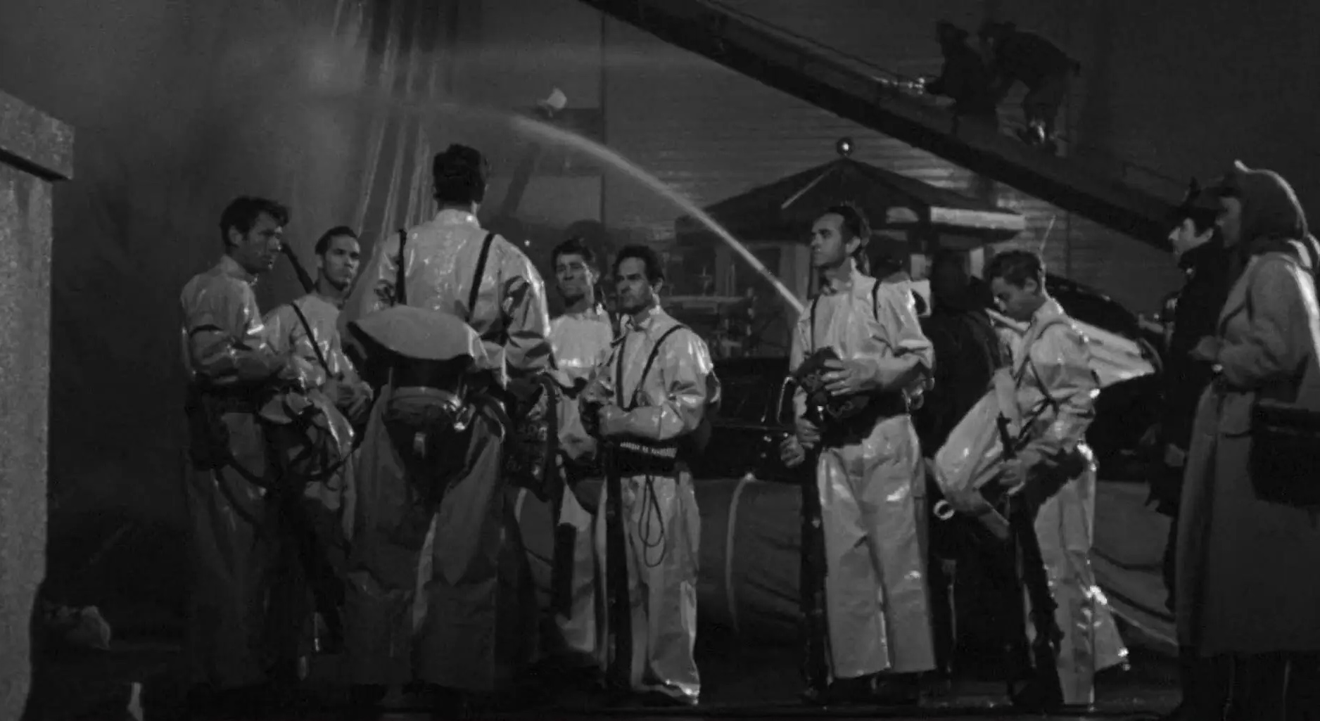 The Deadly Mantis (1957) Screenshot 5