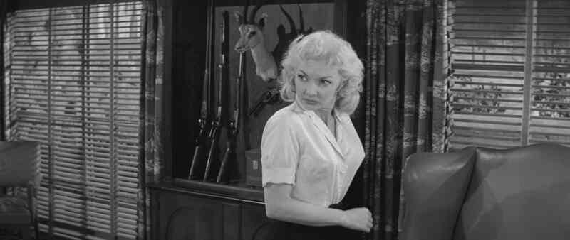 She Devil (1957) Screenshot 3