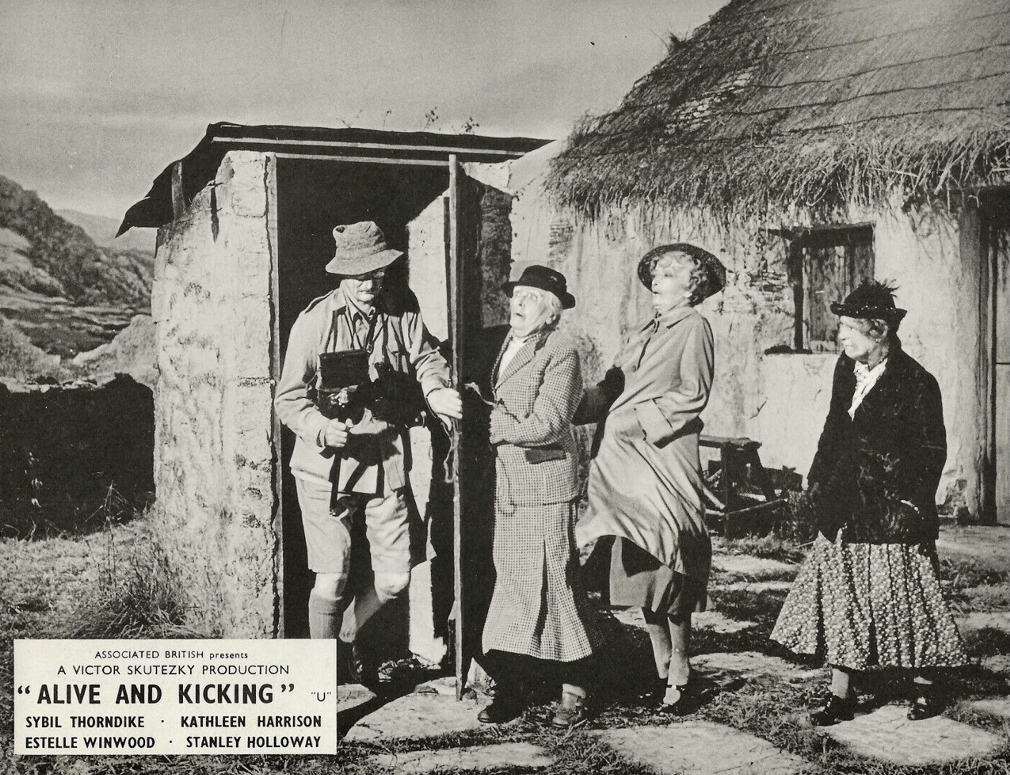 Alive and Kicking (1958) Screenshot 2