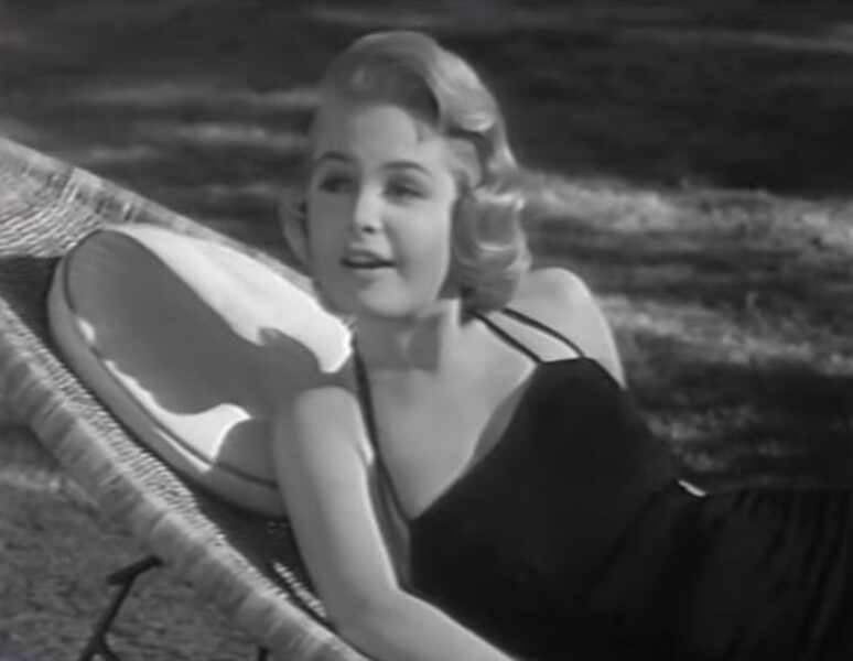 A Stranger in My Arms (1959) Screenshot 2