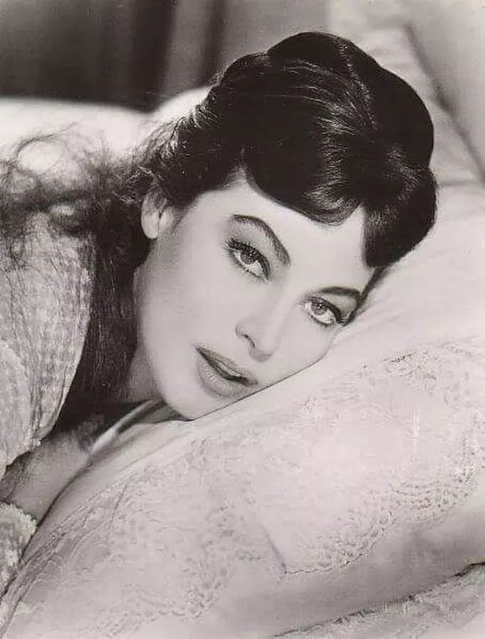 The Naked Maja (1958) Screenshot 3