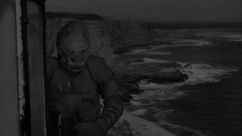 The Monster of Piedras Blancas (1959) Screenshot 2