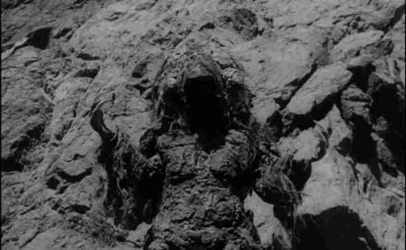Night of the Blood Beast (1958) Screenshot 2
