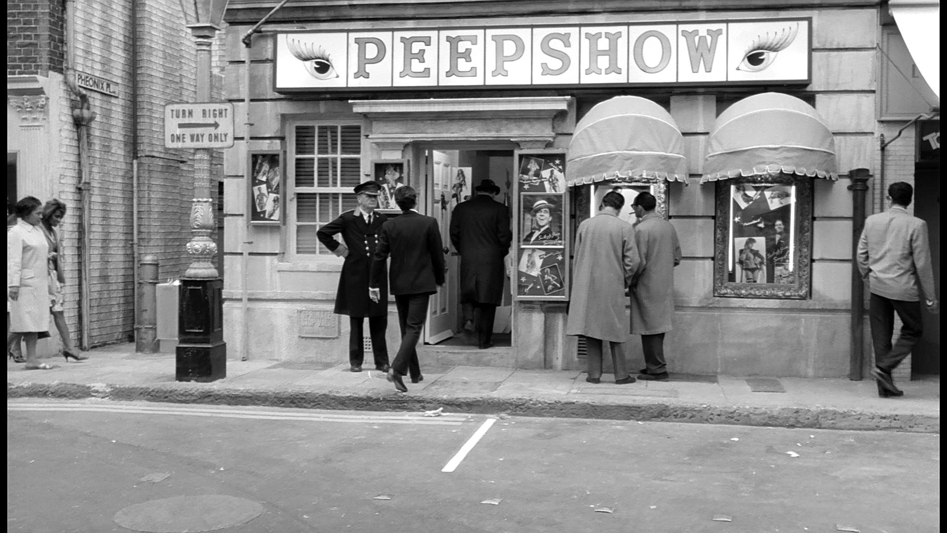 The Small World of Sammy Lee (1963) Screenshot 5