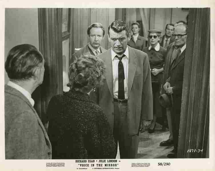 Voice in the Mirror (1958) Screenshot 1