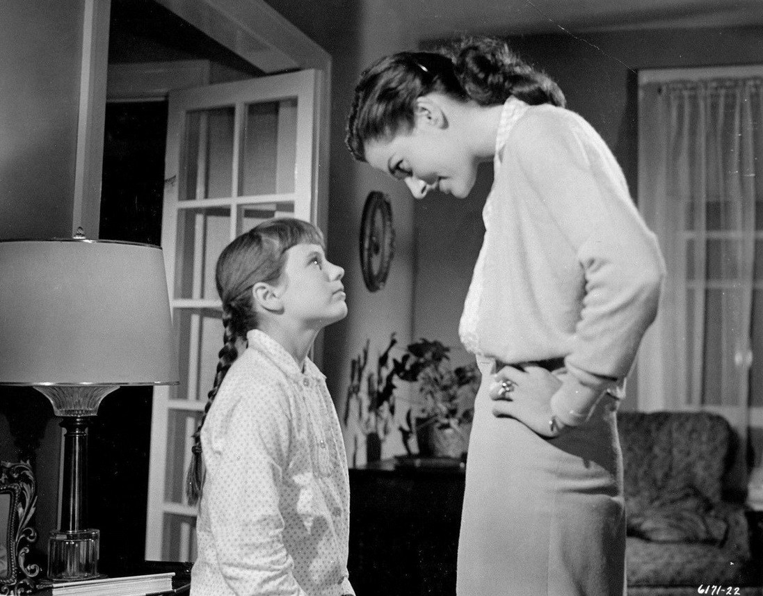 4D Man (1959) Screenshot 4