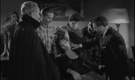 The Vampire and the Ballerina (1960) Screenshot 5