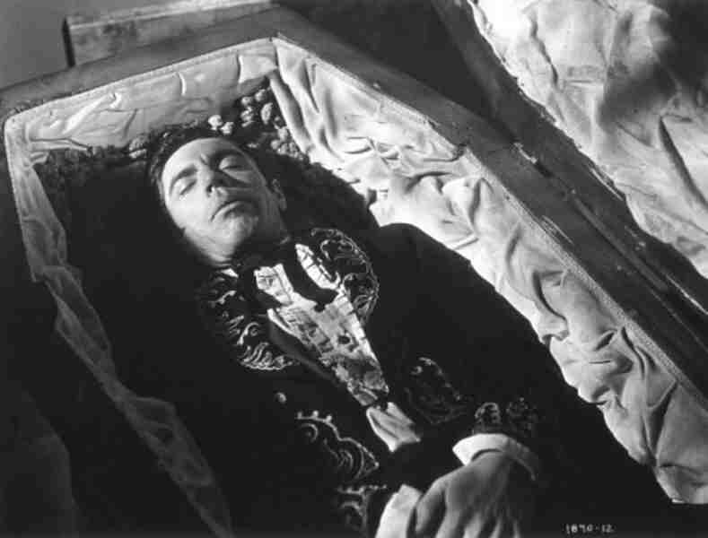 Curse of the Undead (1959) Screenshot 1