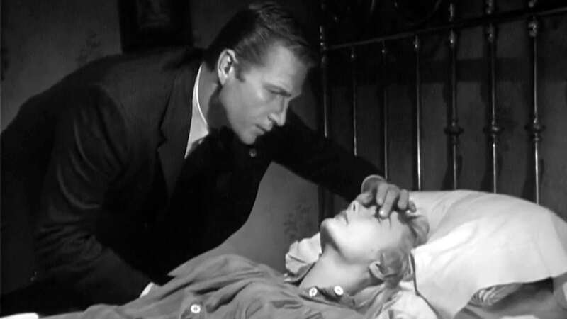 Curse of the Undead (1959) Screenshot 4