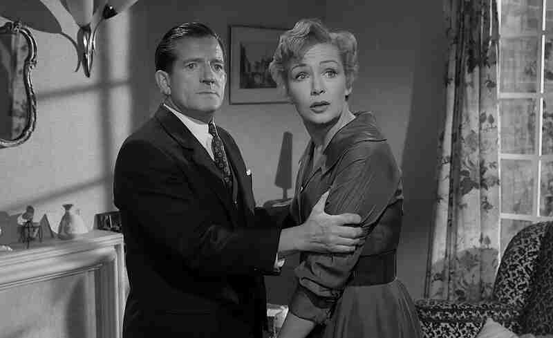 Please Turn Over (1959) Screenshot 4