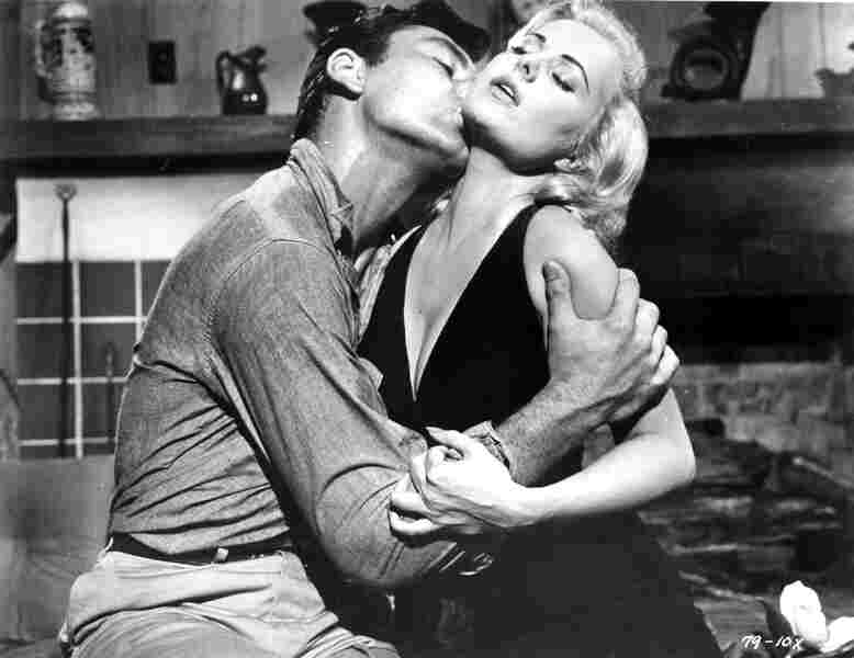 Desire in the Dust (1960) Screenshot 2