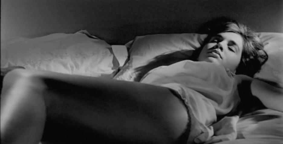 Sweet Deceptions (1960) Screenshot 1