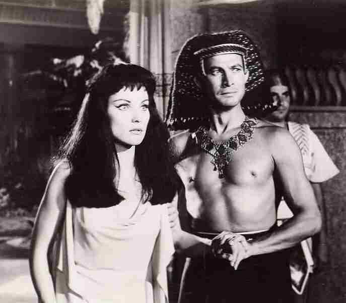 Daughter of Cleopatra (1960) Screenshot 3
