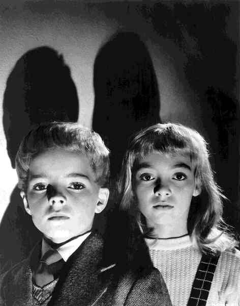 Village of the Damned (1960) Screenshot 5