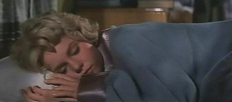 Bachelor Flat (1961) Screenshot 5