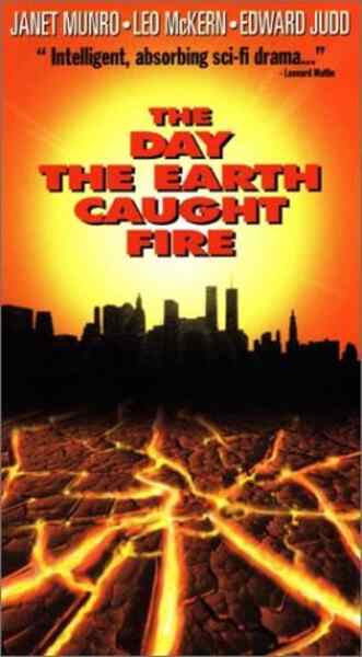 The Day the Earth Caught Fire (1961) Screenshot 3