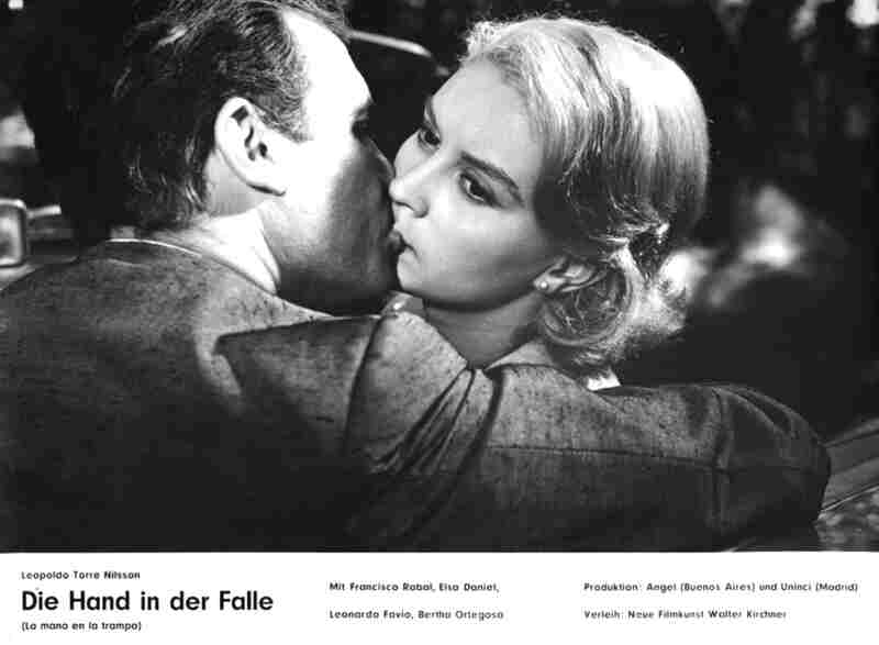 The Hand in the Trap (1961) Screenshot 1