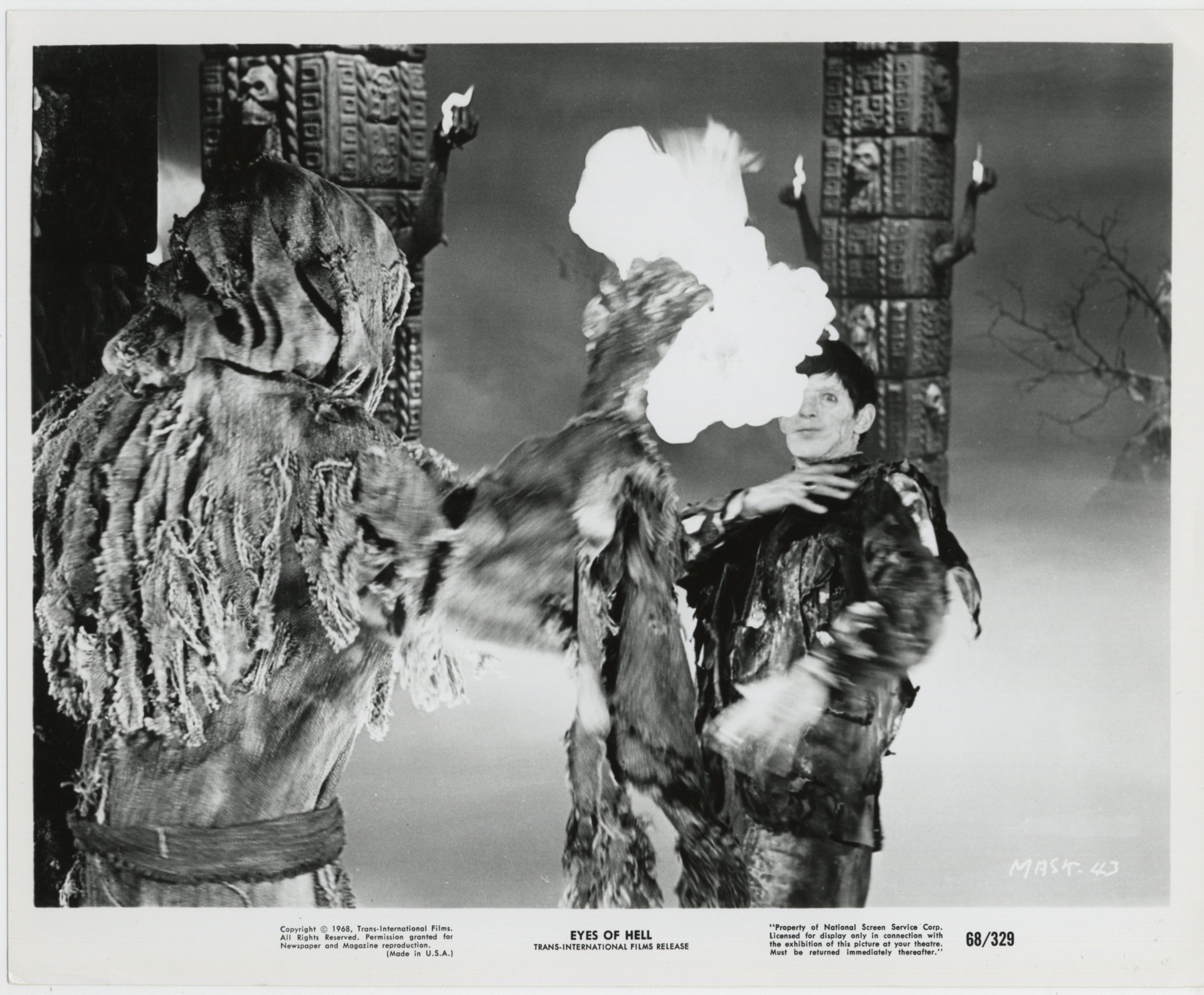 The Mask (1961) Screenshot 2