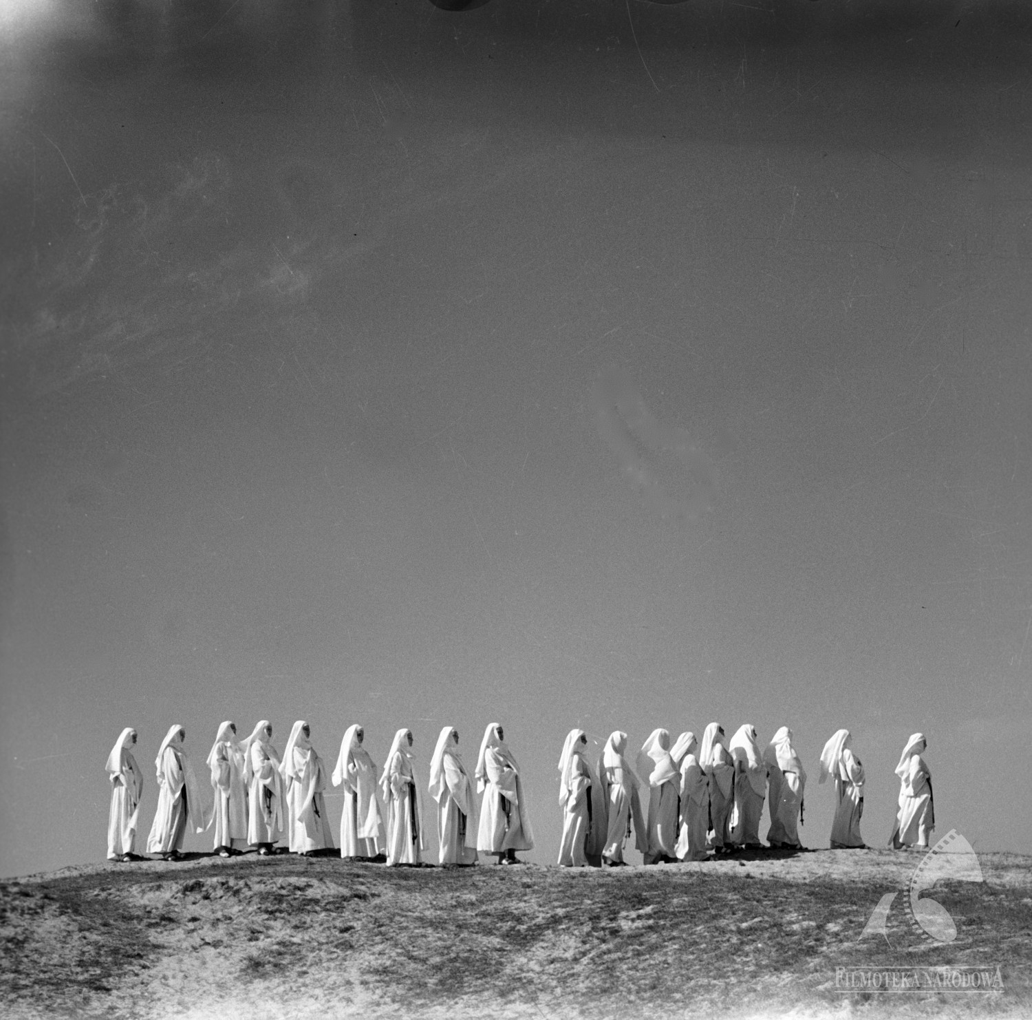 Mother Joan of the Angels (1961) Screenshot 3
