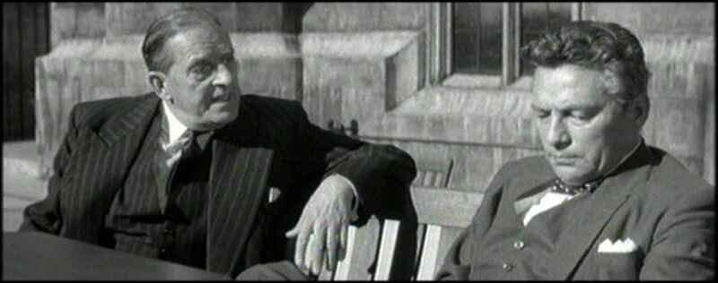 No Love for Johnnie (1961) Screenshot 2