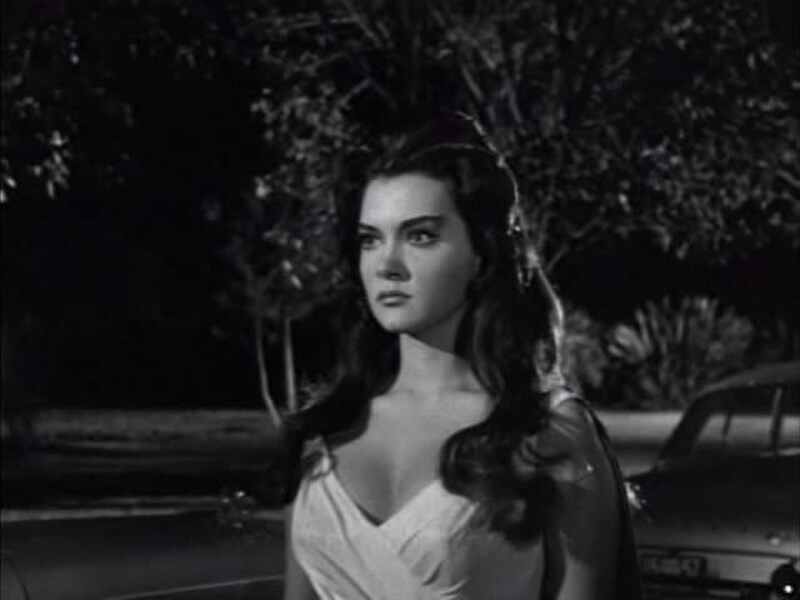 Santo vs. the Vampire Women (1962) Screenshot 2
